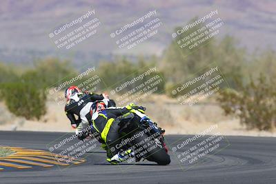 media/Oct-30-2022-CVMA (Sun) [[fb421c3cec]]/Race 11 Amateur Supersport Open/